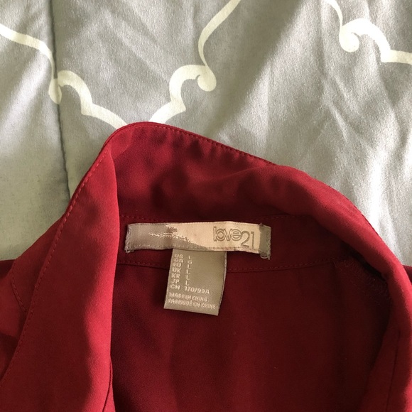 Loose fit button down - Picture 4 of 9